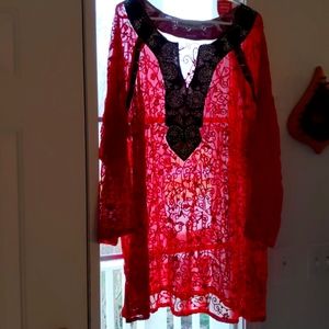 Denim 24/7 Beautiful red tunic top
